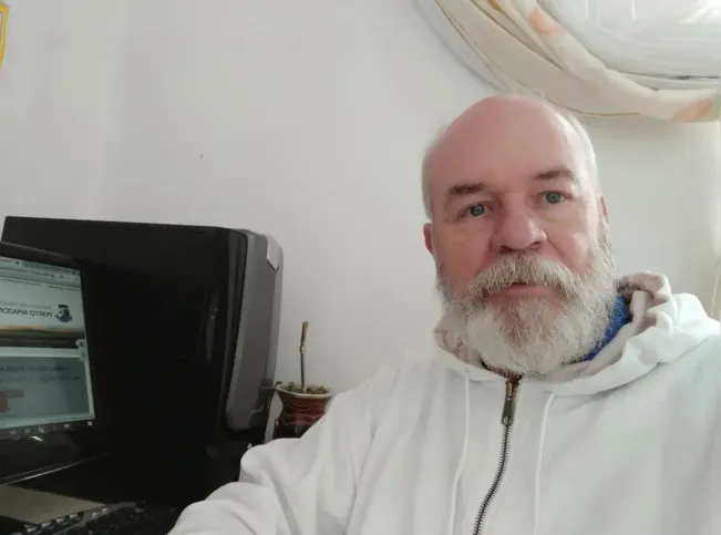 João Torres Pereira Junior receberá as felicitações pela chegada de seu aniversário nesta sexta - feira (4). Da coluna RC os votos de realizações e felicidades