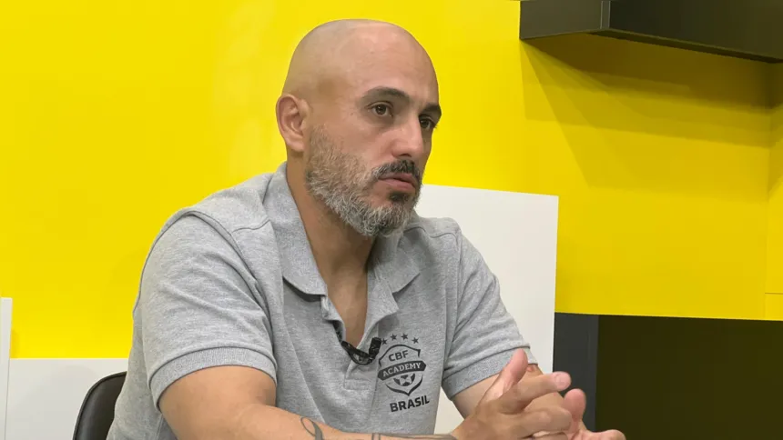Em entrevista coletiva, Rafael Guanaes falou sobre as escolhas que terá de fazer para as partidas