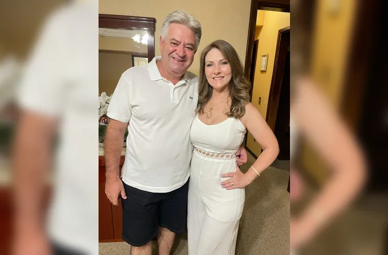 Sebastião Mainardes Junior foi amplamente cumprimentado no último domingo (24) pela passagem de seu aniversário. Sempre ao lado de sua esposa, Scheila Mainardes, Sebastião é uma figura destacada de nossa sociedade, conhecido por sua atuação em prol das causas sociais. Da Coluna RC, os votos de realizações e alegrias.