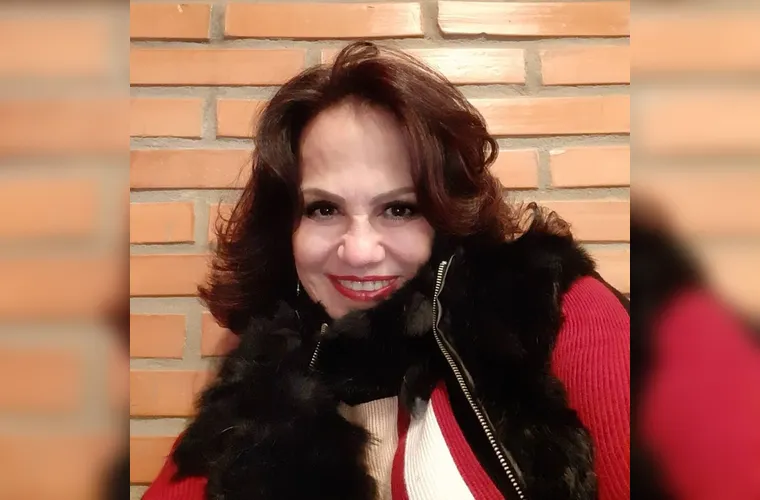 – Nesta sexta-feira (13), celebramos com entusiasmo o aniversário da talentosa cerimonialista Maria Helena Machado, cuja dedicação transforma cada evento em uma experiência única e memorável. Da Coluna RC, expressamos nossos votos de saúde, alegrias e muitas conquistas neste novo ciclo.