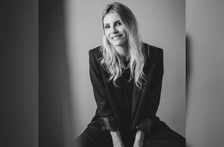 Na última quinta-feira (5), Ana Augusta Fruet Lupion celebrou seu aniversário, recebendo inúmeras manifestações de carinho. Paisagista reconhecida e referência de elegância, sua trajetória é marcada pela sensibilidade artística e pela contribuição à valorização dos espaços. Da Coluna RC, votos de alegria, inspiração e contínuo sucesso