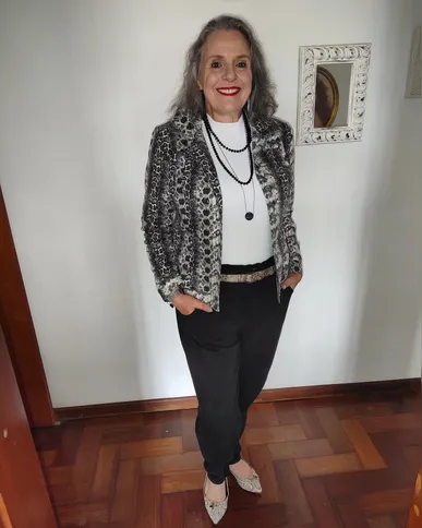 Com grande alegria, celebramos o aniversário da comunicadora Ana Cláudia Gambassi, comemorado na última quarta-feira (22). Da Coluna RC, enviamos nossos mais sinceros desejos de prosperidade, saúde e ainda mais sucesso em sua trajetória.