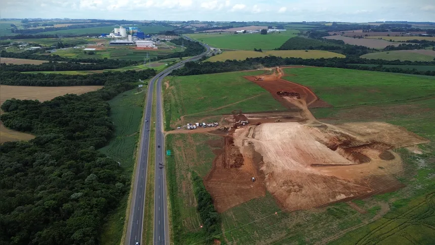 A nova fábrica da Nissin Foods, que investiu mais de R$ 1 bilhão para a construção, ficará na PR-151, entre Ponta Grossa e Carambeí.