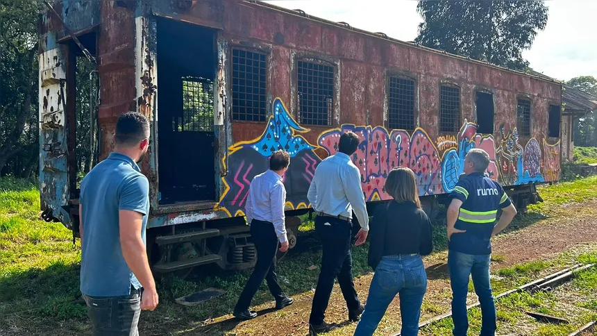 Vistoria consta que antiga oficina contrasta com outros locais que remetem à memória do desenvolvimento da cidade em conjunto às ferrovias