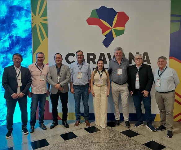 Prefeitos da região estiveram presentes no evento