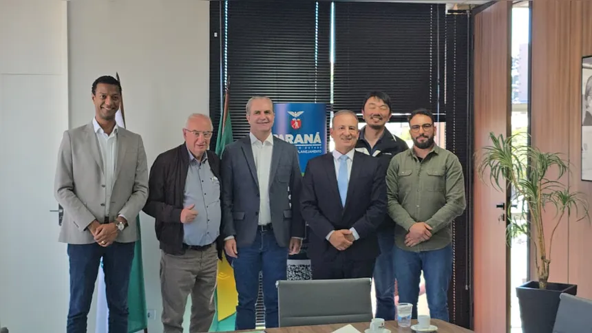 Reinaldo Cardoso, Ulisses Maia, Moacyr Fadel e representantes da Prefeitura estiveram reunidos em novembro de 2025