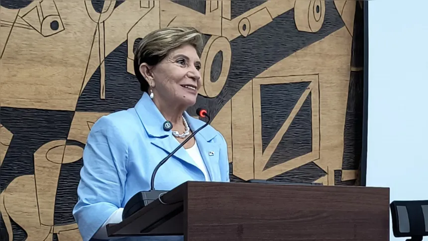A prefeita municipal de Ponta Grossa, Elizabeth Schmidt (União Brasil)