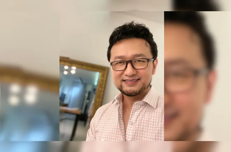 Nesta terça-feira (24), o renomado hair stylist Sergio Ueque, à frente de um dos espaços de beleza mais prestigiados da cidade, celebra mais um ano de vida. Talentoso, visionário e dono de um carisma que conquista por onde passa, ele é referência no segmento e admirado por clientes e amigos.
Da Coluna RC, nossos votos de um novo ciclo repleto de realizações, inspiração, sucesso contínuo e muitas conquistas