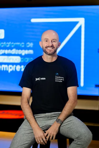 Luciano Döll, professor da UEPG