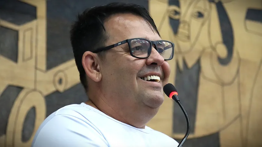 Professor Careca é o autor do projeto de lei