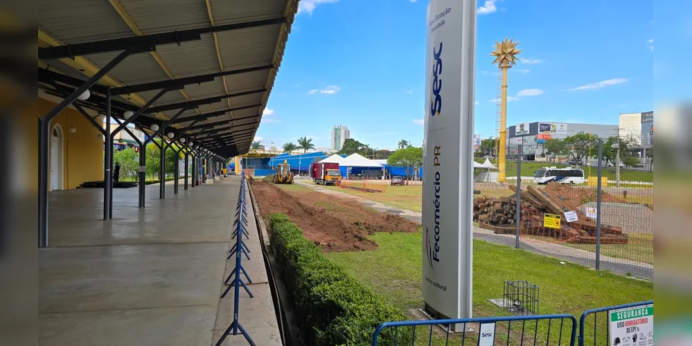 As obras acontecem em frente à plataforma do Sesc Estação Saudade de Ponta Grossa.