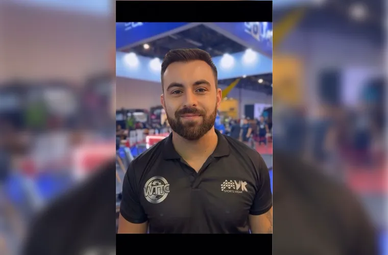 Wellyngton Feliciano, Personal Trainer e Finalista Top Trainer Brasil 2026, foi reconhecido como um dos 10 melhores do país no prêmio Top Trainer Brasil 2026, realizado durante o Arnold Sports Festival South America, em São Paulo. Este reconhecimento destaca sua competência técnica, ciência aplicada e gestão de carreira exemplar.
