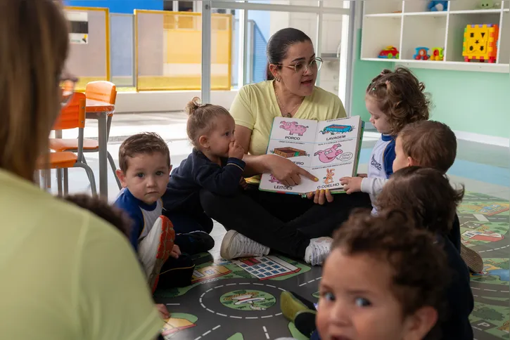 a Prefeitura garantiu em 2026 os uniformes para todos os mais de 31 mil alunos da Rede Municipal de Ensino