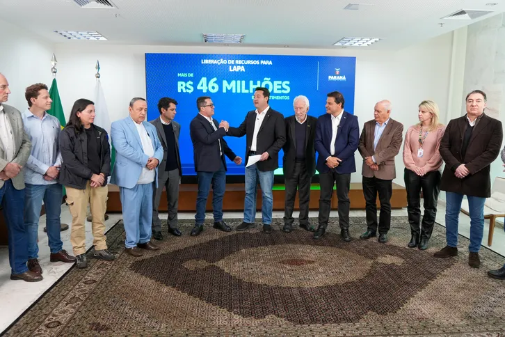 Diego Ribas esteve reunido com o governador Carlos Massa Ratinho Junior