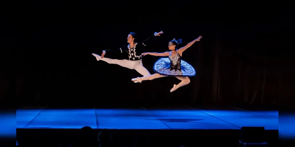 Arte e expressão marcam as noites do Festival de Dança de Ponta Grossa