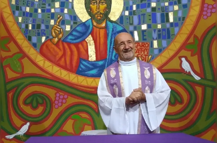 Neste sábado (23), o querido Padre Edvino Sicuro será amplamente homenageado pela passagem de seu aniversário. Respeitado por sua sabedoria, serenidade e incansável dedicação ao próximo, Padre Edvino construiu uma trajetória pautada pela fé, acolhimento e serviço à comunidade. Da Coluna RC, os votos de um novo ciclo abençoado, marcado por paz, saúde e infinitas alegrias.
