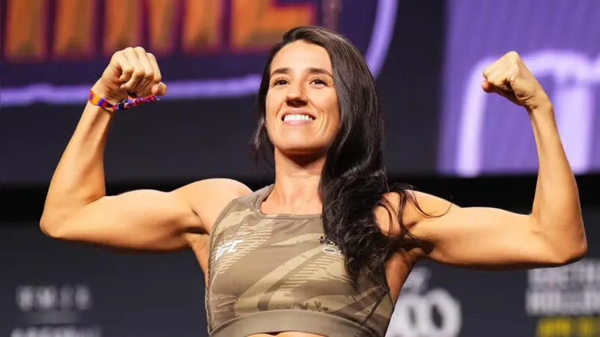 Marina Rodriguez em evento de pesagem do UFC