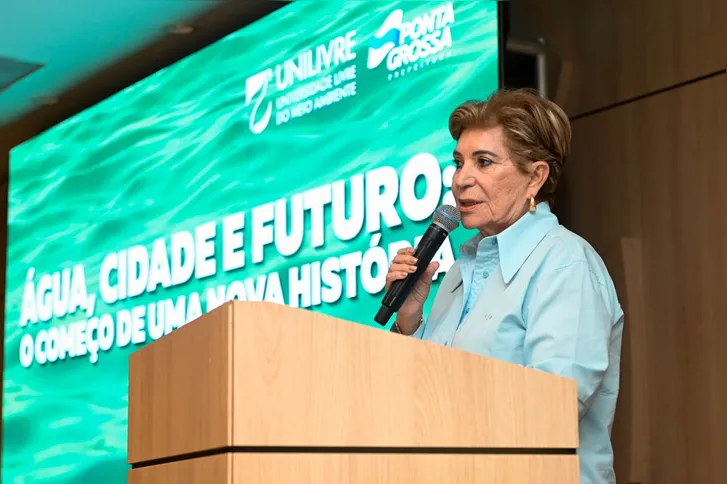 Elizabeth Schmidt, prefeita de Ponta Grossa