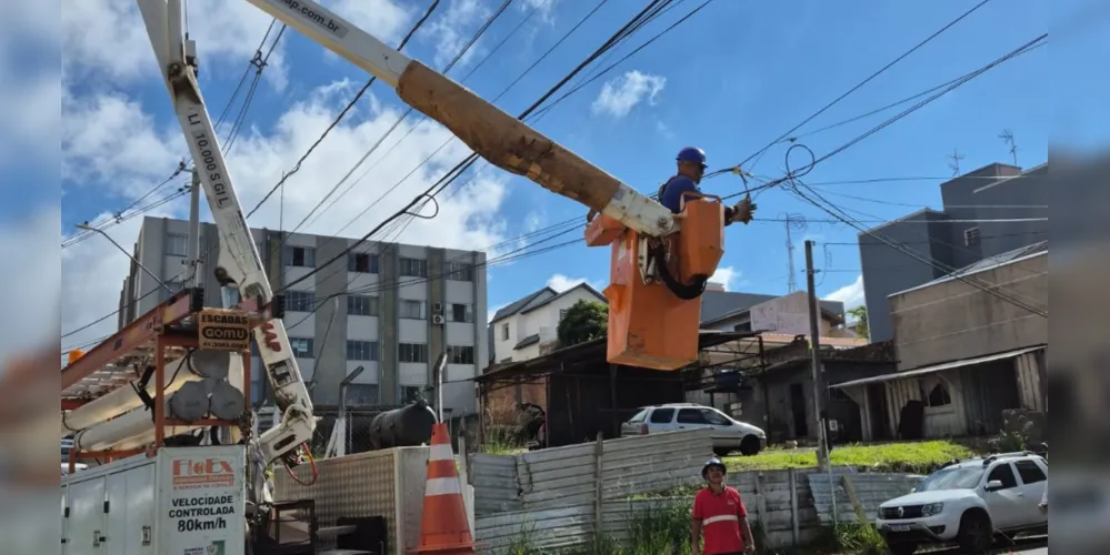 As iniciativas, realizadas em parceria com as operadoras de telecomunicação e com as prefeituras