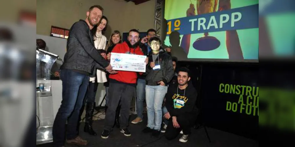 Hackathon Mob, maratona para criação de startups na área de mobilidade urbana, foi realizado no fim de semana.