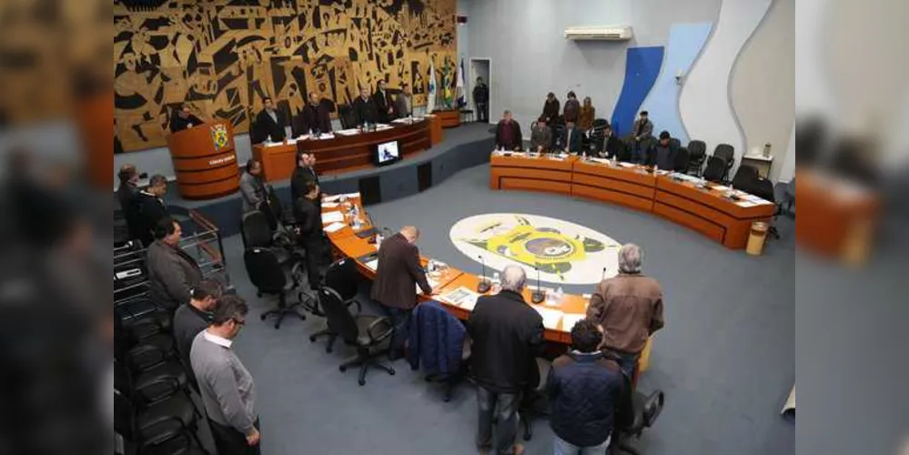 Imagem ilustrativa da imagem Ordem do Dia traz pedido de cassação de prefeito