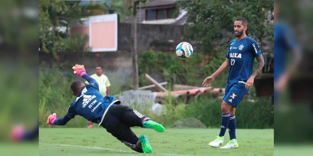 Preparação. Time do Flamengo treinou na tarde dessa sexta-feira para a decisão de domingo contra o Fluminense