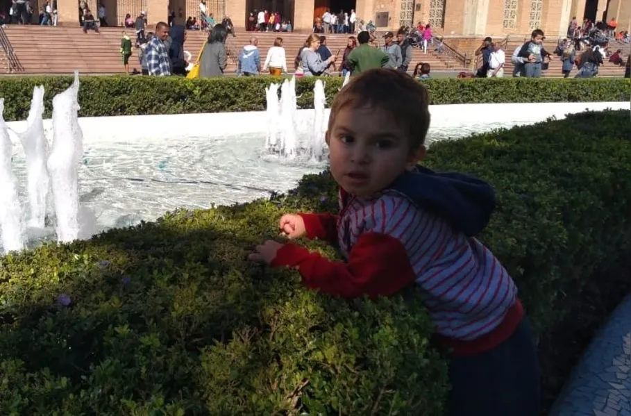 Michel Dalzotto Lacerda, filho de Daiane e Marco Larcerda também foi aniversariante no último dia 14. Parabéns ao pequeno!