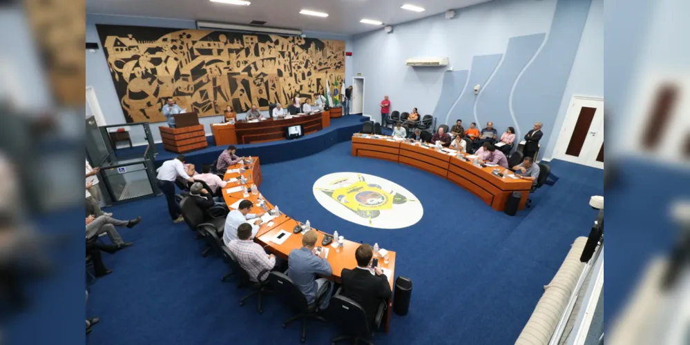 Imagem ilustrativa da imagem Câmara reabre debate sobre redução no número de vereadores