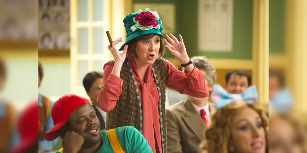 Imagem ilustrativa da imagem Mesmo com gravidez em reta final, Sabrina não para de trabalhar