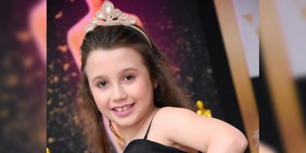 Luisa Ferreira Camapgnoli, com seus 09 anos, com charme e beleza enfeita a nossa coluna. Filha do casal Adriana e Ciro Campagnoli. 