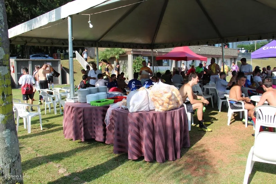 Festival de pelada- futebol suiço e Carnaval