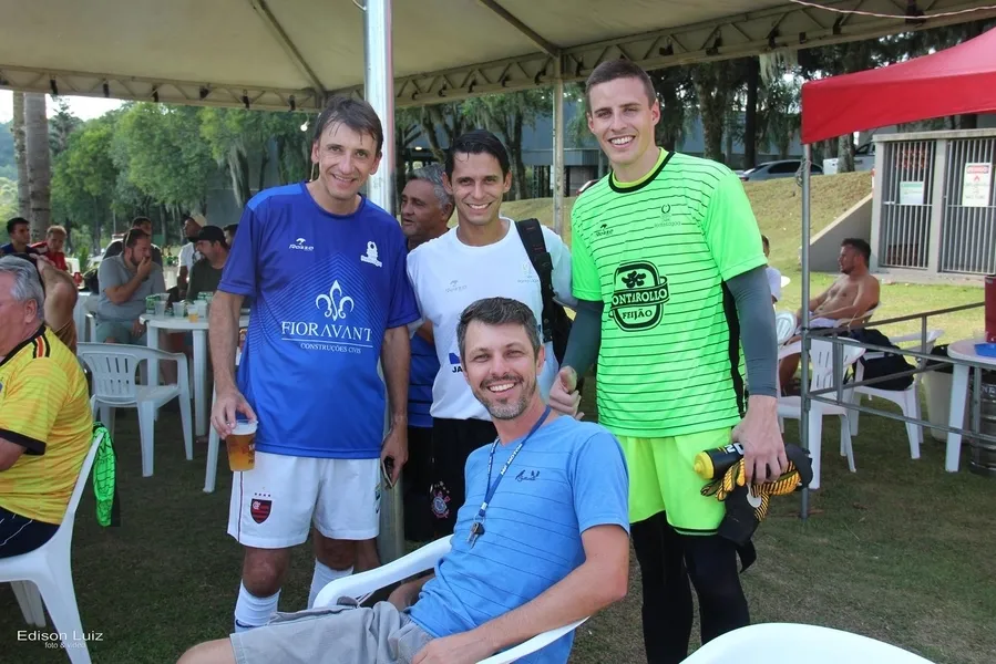 Festival de pelada- futebol suiço e Carnaval