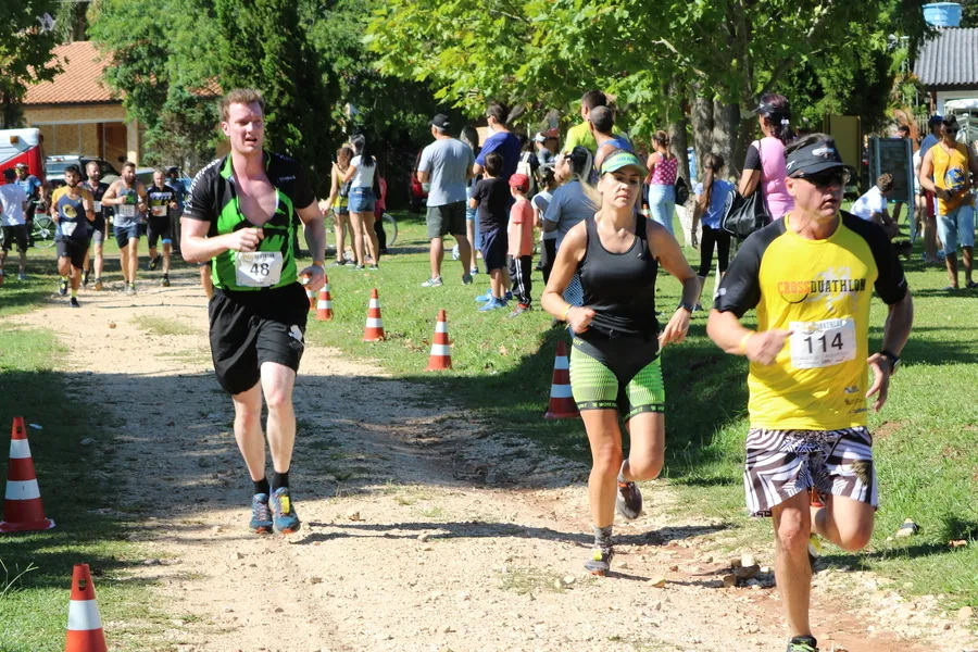 Atletas superam desafios no primeiro Cross Duathlon de PG