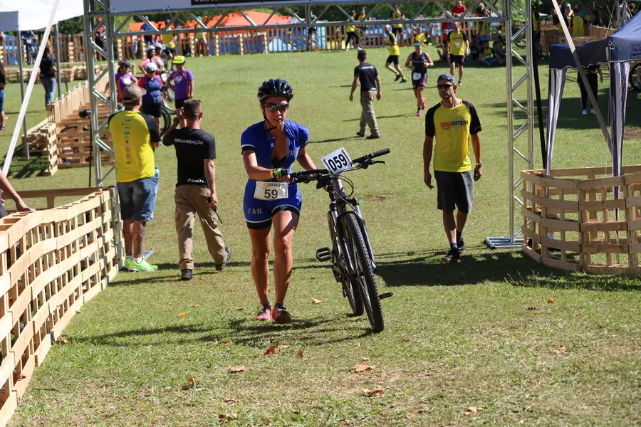 Atletas superam desafios no primeiro Cross Duathlon de PG