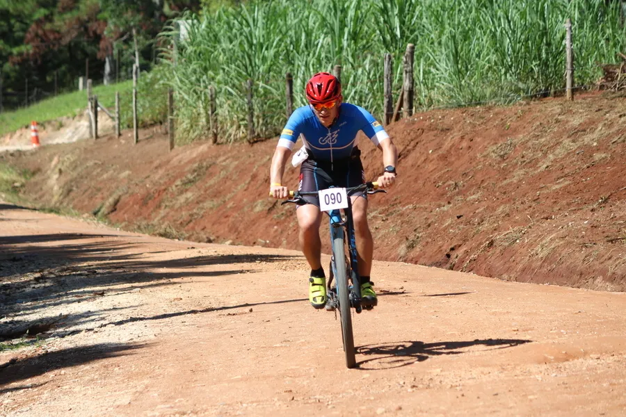 Atletas superam desafios no primeiro Cross Duathlon de PG