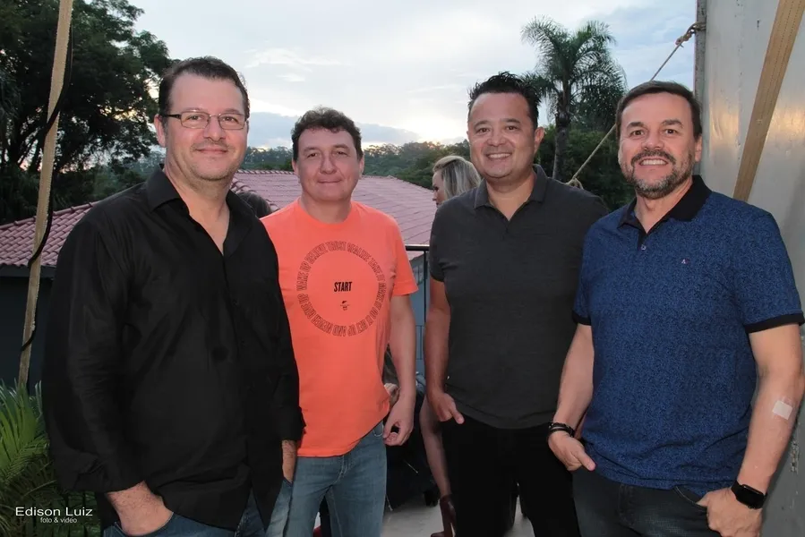 Sunset e agenda Ponta Lagoa