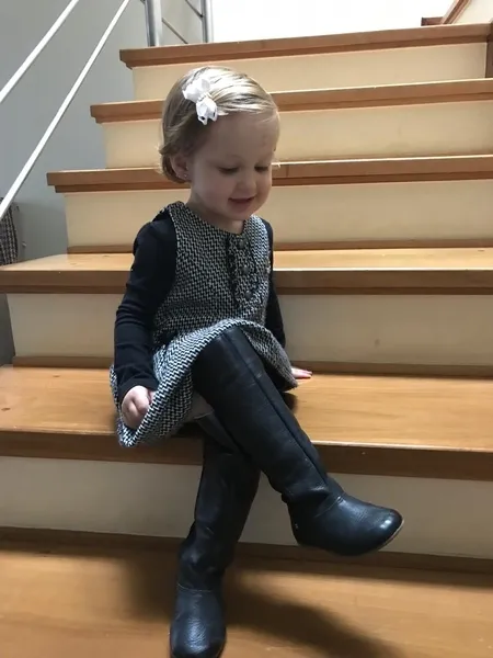 A princesinha Laura toda descontraída na foto, ela é filha de Ana Carolina e Cleverson Ferreira