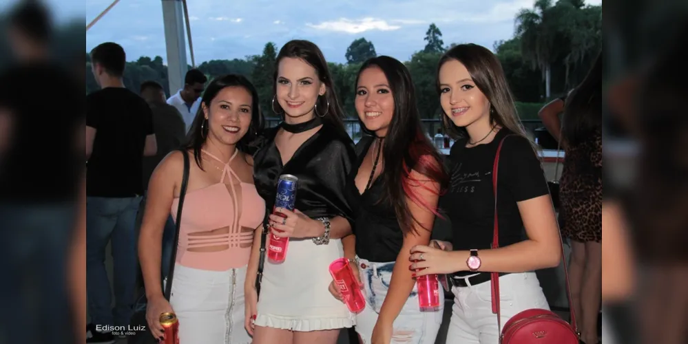 Imagem ilustrativa da imagem Sunset e agenda Ponta Lagoa