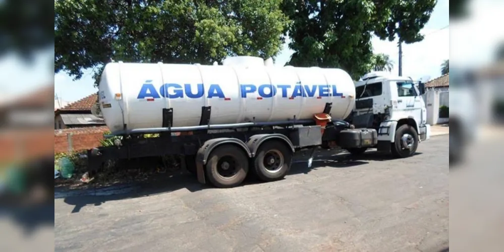 Rompimento de rede de distribuição afeta o abastecimento nesta terça-feira (11), em Ponta Grossa