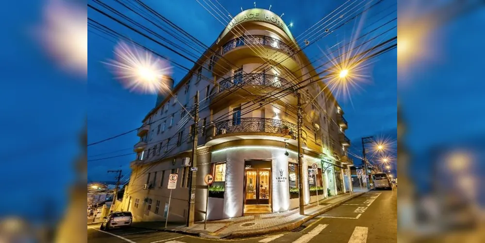 O prêmio é entregue para 10% dos estabelecimentos que recebem avaliações excelentes durante o ano.