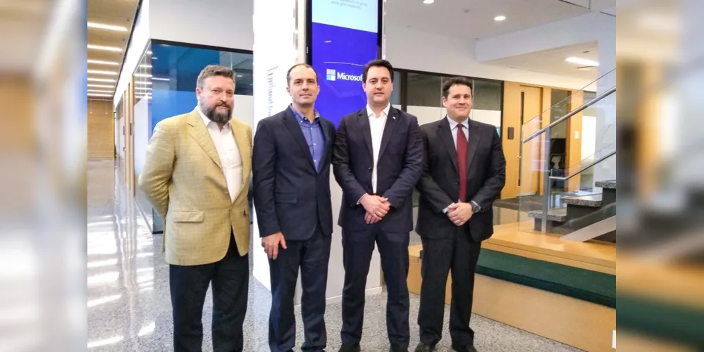  Governador Ratinho Junior esteve na sede da Microsoft em Nova York e também no Departamento de Polícia da cidade