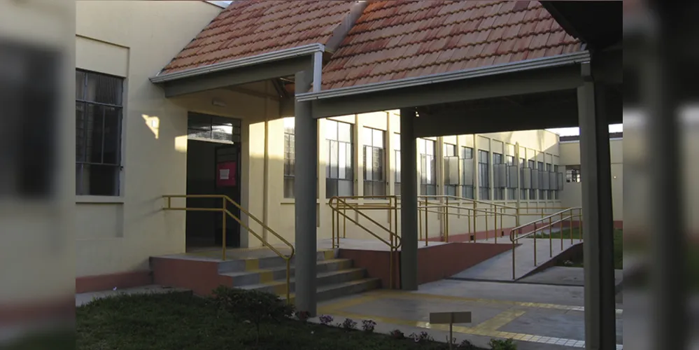 Ladrões fugiram com vários objetos de valor e ainda não foram identificados