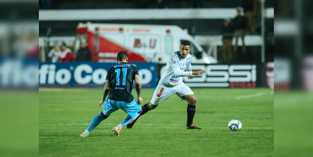 Fantasma busca pontuar fora de casa no Brasileirão Série B

