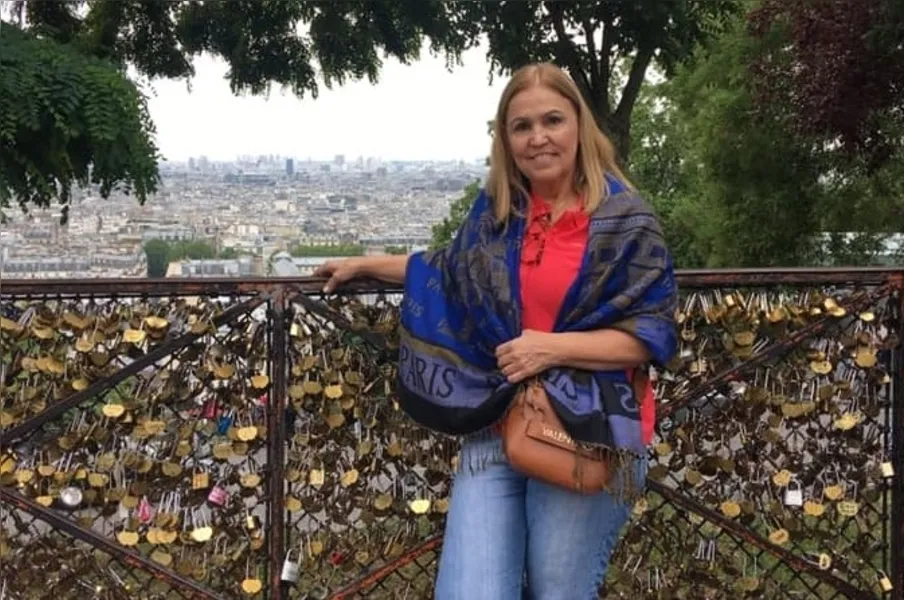 BRINDE A VIDA - Jussara Piazzetta será muito cumprimentada pela passagem de seu aniversário nesta quinta-feira (24). Da coluna RC os votos de alegrias e saúde.