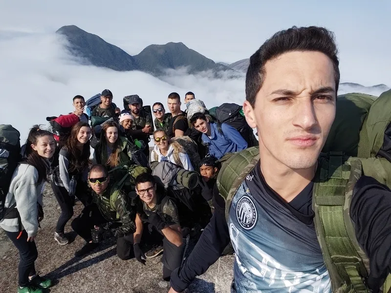 Aventureiros de PG enfrentam desafios em montanha