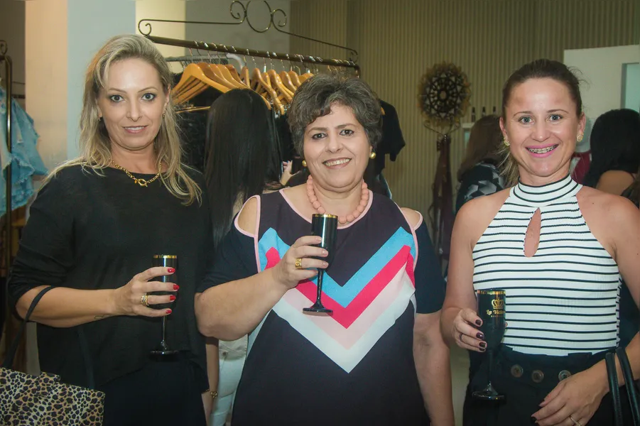 Luciane Freitas, Tania Freitas e Deny Soprani