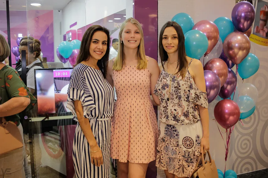 Lara Fertonani, Carol Kiers e Mariza Kiers