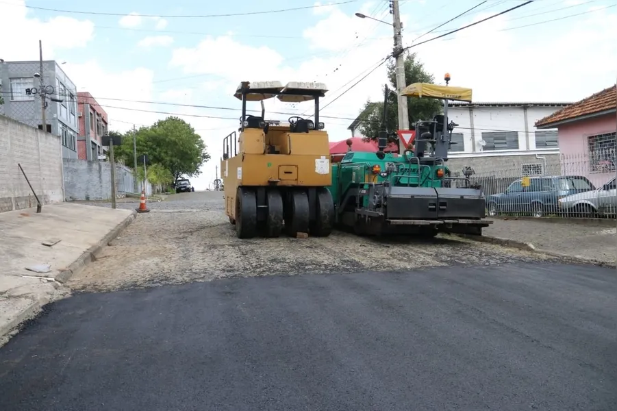 Os munícipes residentes nas referidas vias aderiram ao “Programa Asfalto Cidadão”, da CPS, que tem até 24 meses para concluir as obras nas ruas contratadas