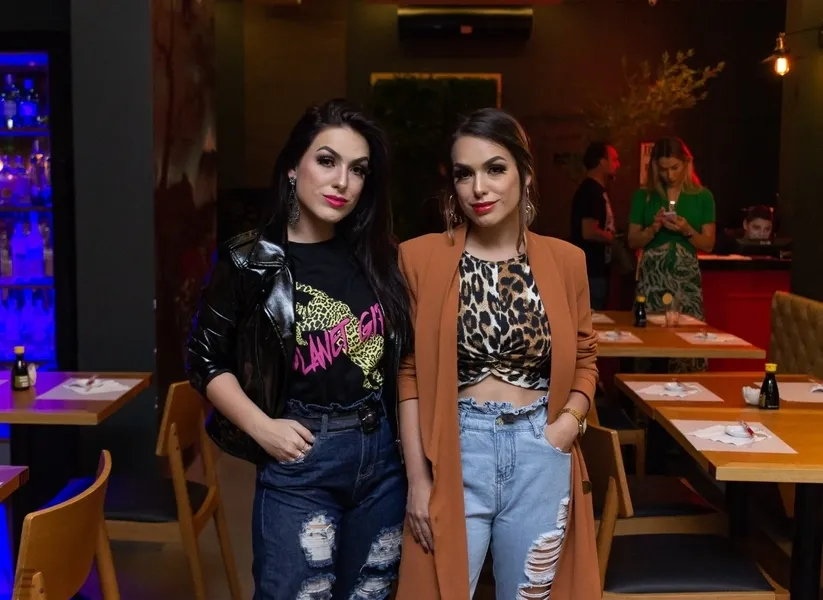 Aruana Aleixo e Raiana Aleixo