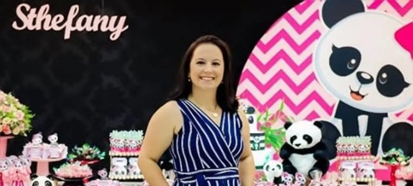 NOVO CICLO - Daniele Dalbão foi muito cumprimentada pela passagem de seu aniversário na última sexta-feira(3). Daniele que vem a frente do salão de festas e eventos Miu Miu Festas, e festeja o fechamento do ano de 2019 com um balanço positivo. Da coluna RC os votos realizações e alegrias.